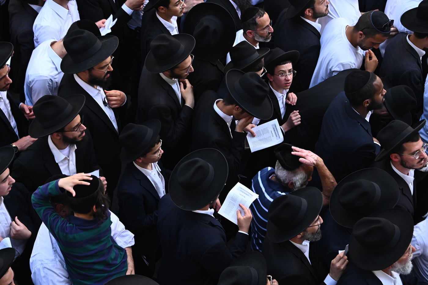 מסע הלויית הגאון רבי מאיר מאזוז זצ"ל