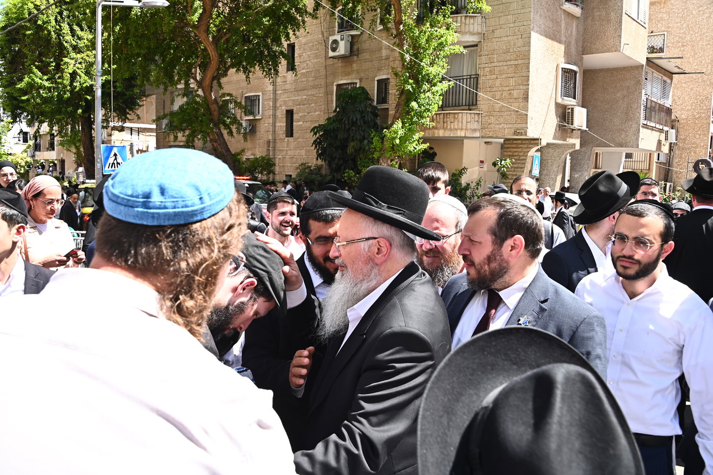 מסע הלויית הגאון רבי מאיר מאזוז זצ"ל