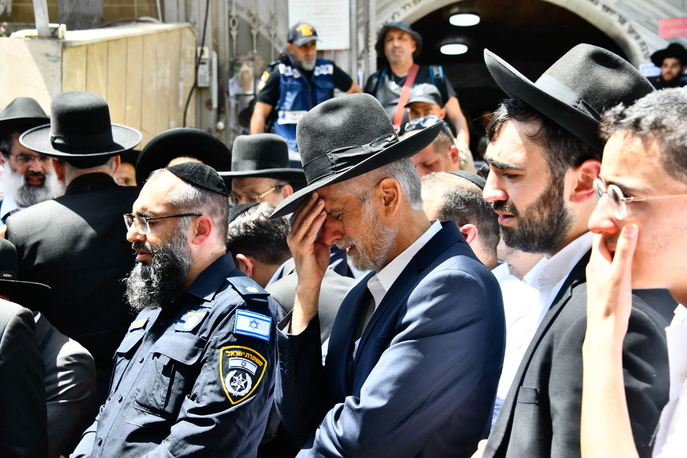 מסע הלויית הגאון רבי מאיר מאזוז זצ"ל