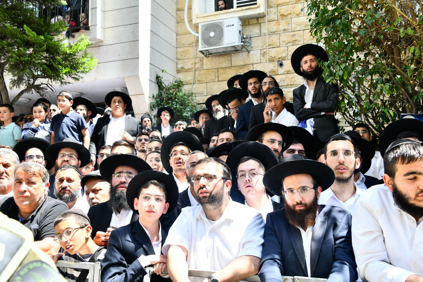 מסע הלויית הגאון רבי מאיר מאזוז זצ"ל