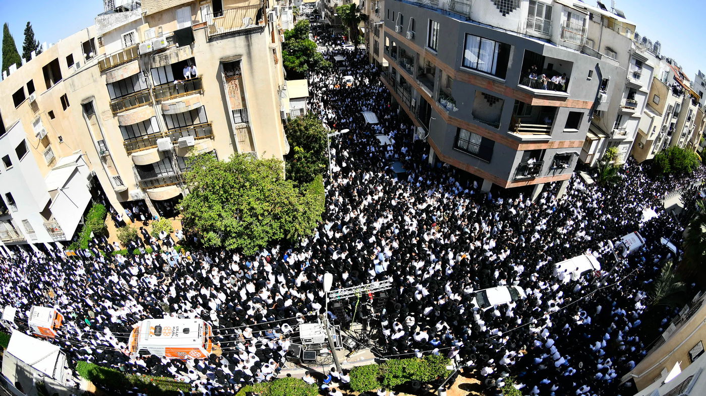 מסע הלויית הגאון רבי מאיר מאזוז זצ"ל