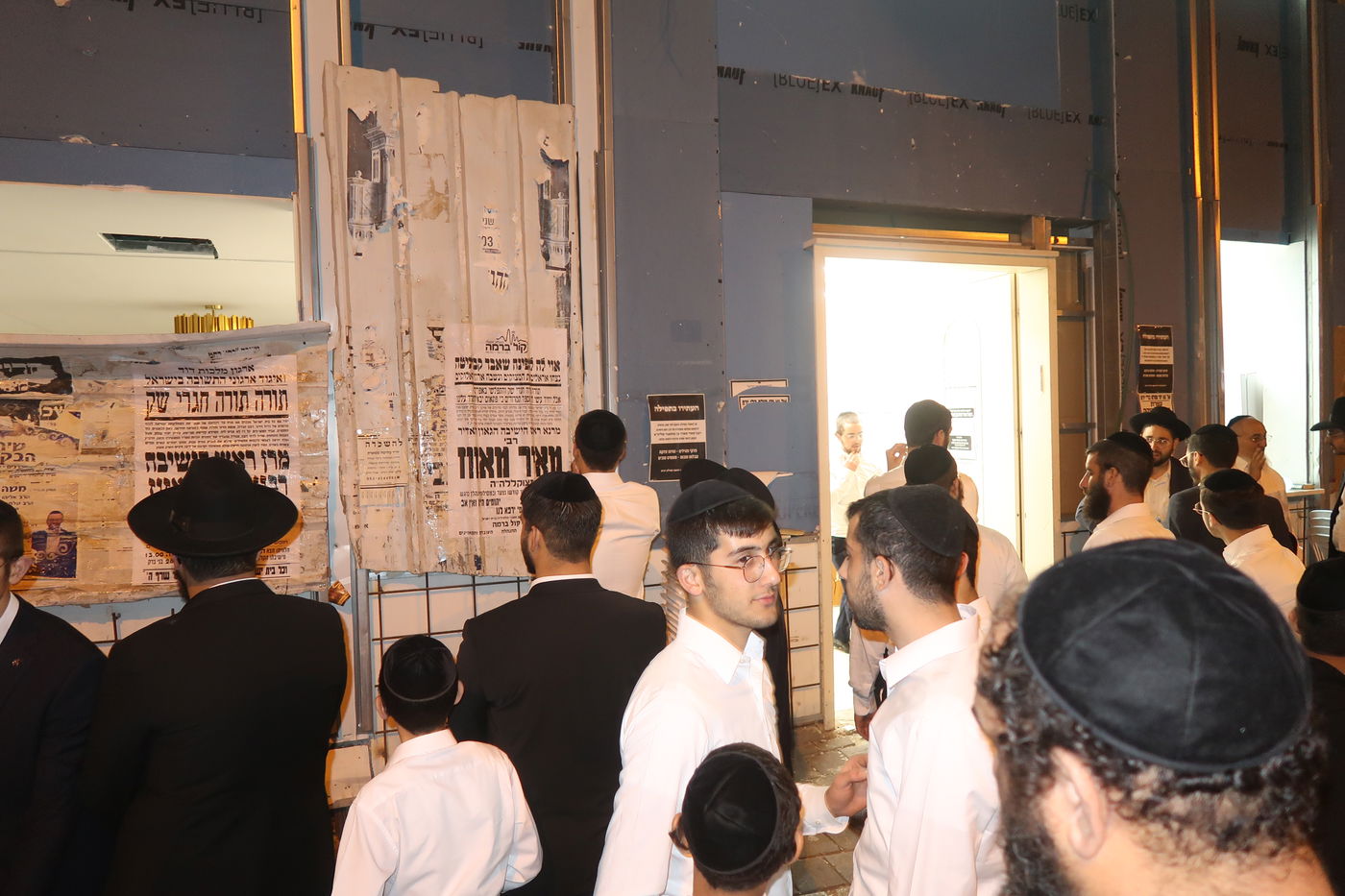 המיטה של הגאון רבי מאיר מאזוז זצ"ל בבית מדרשו בב"ב