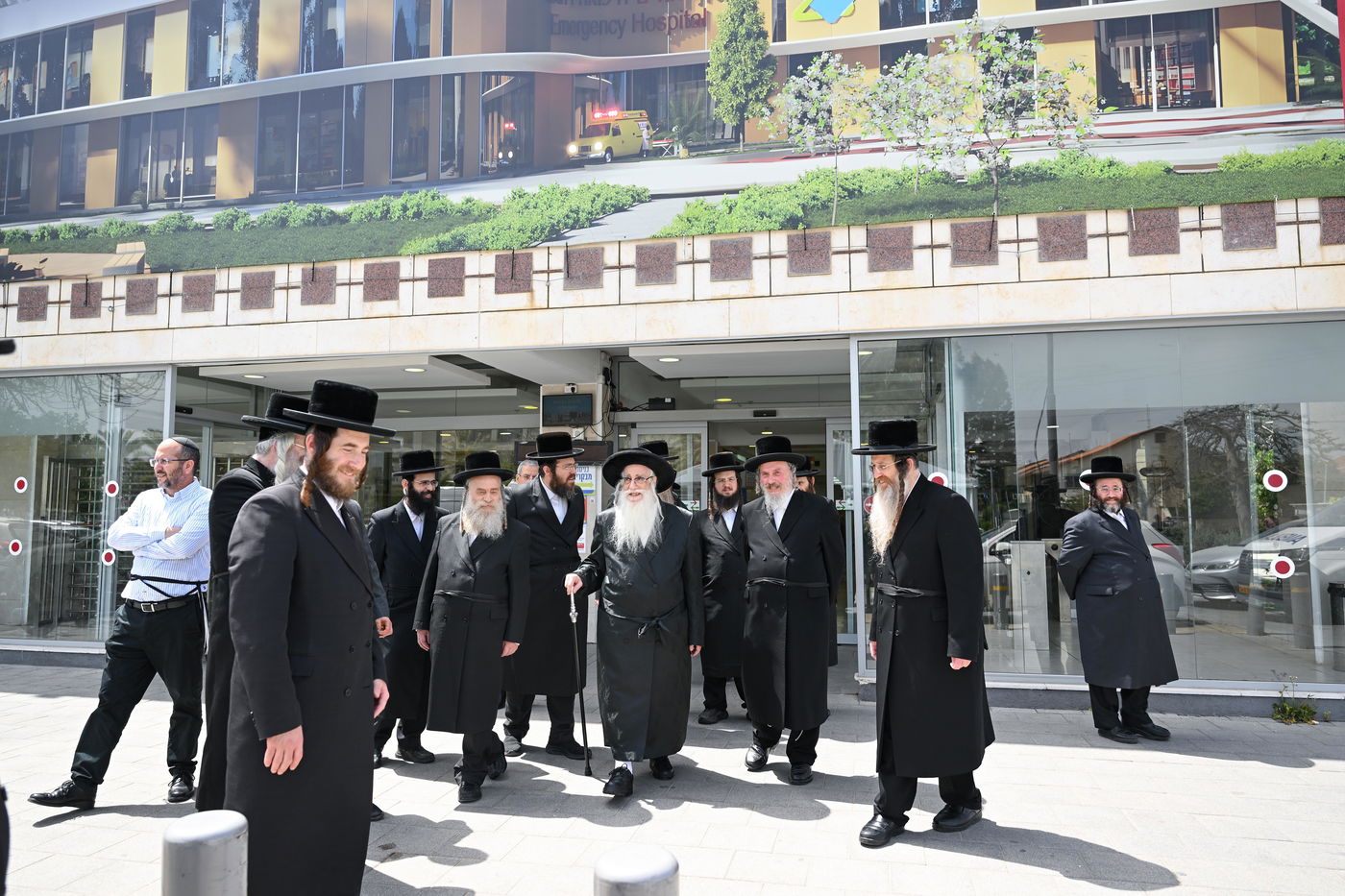 האדמור מצאנז בחנוכת מחלקות חדשות במרכז רפואי צאנז לניאדו 