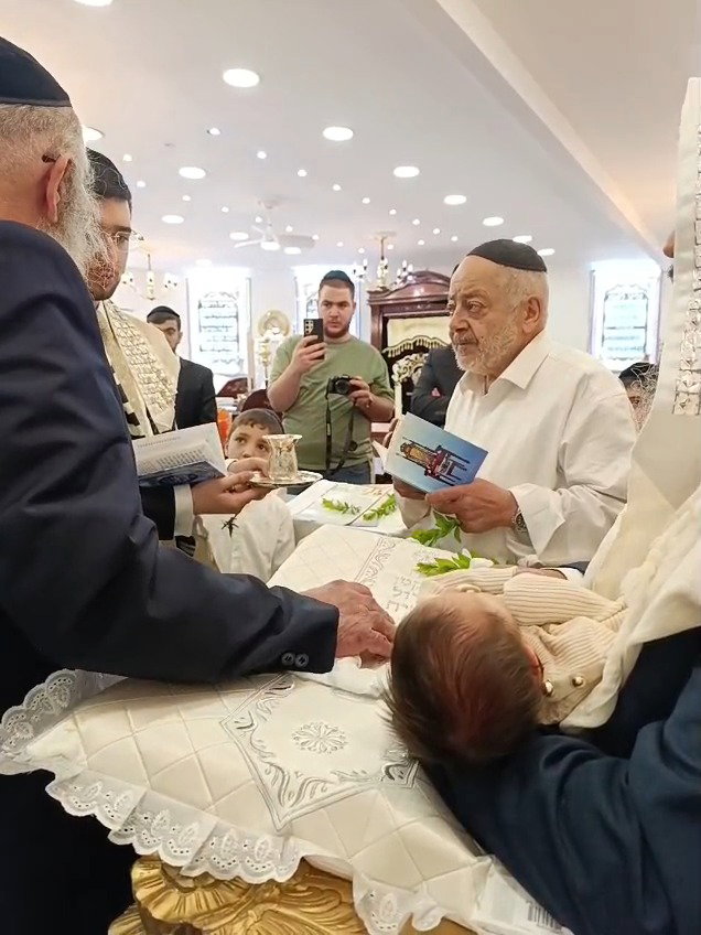 "ויקרא שמו בישראל: מאיר נסים" | תינוק ראשון על שם ראש הישיבה זצ"ל
