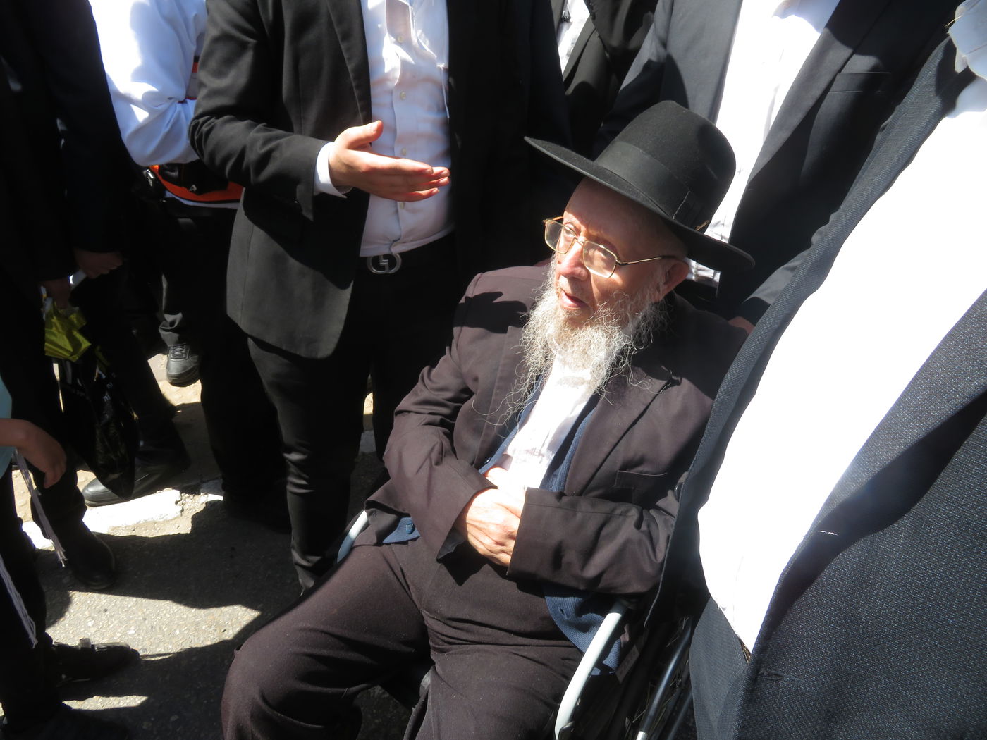 מסע הלוויית הגאון רבי מאיר מאזוז זצ"ל