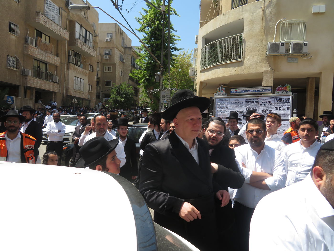 מסע הלוויית הגאון רבי מאיר מאזוז זצ"ל