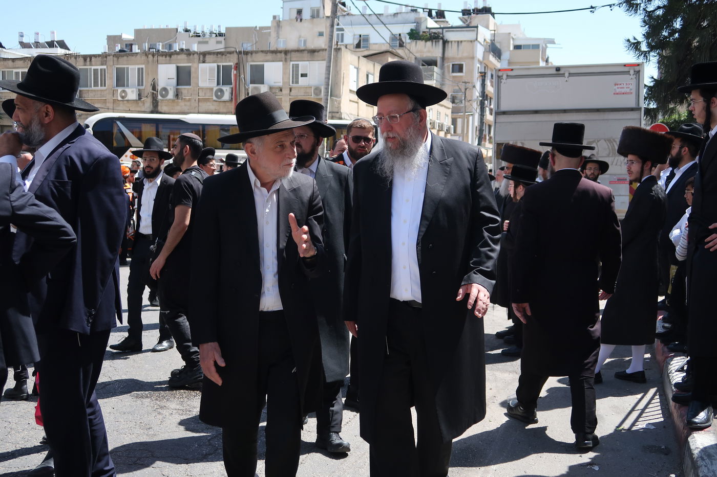 מסע הלוויית הגאון רבי מאיר מאזוז זצ"ל