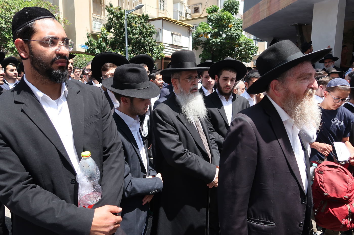 מסע הלוויית הגאון רבי מאיר מאזוז זצ"ל