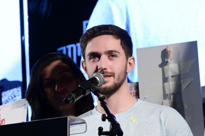 עומר שם טוב, אתמול בתל אביב