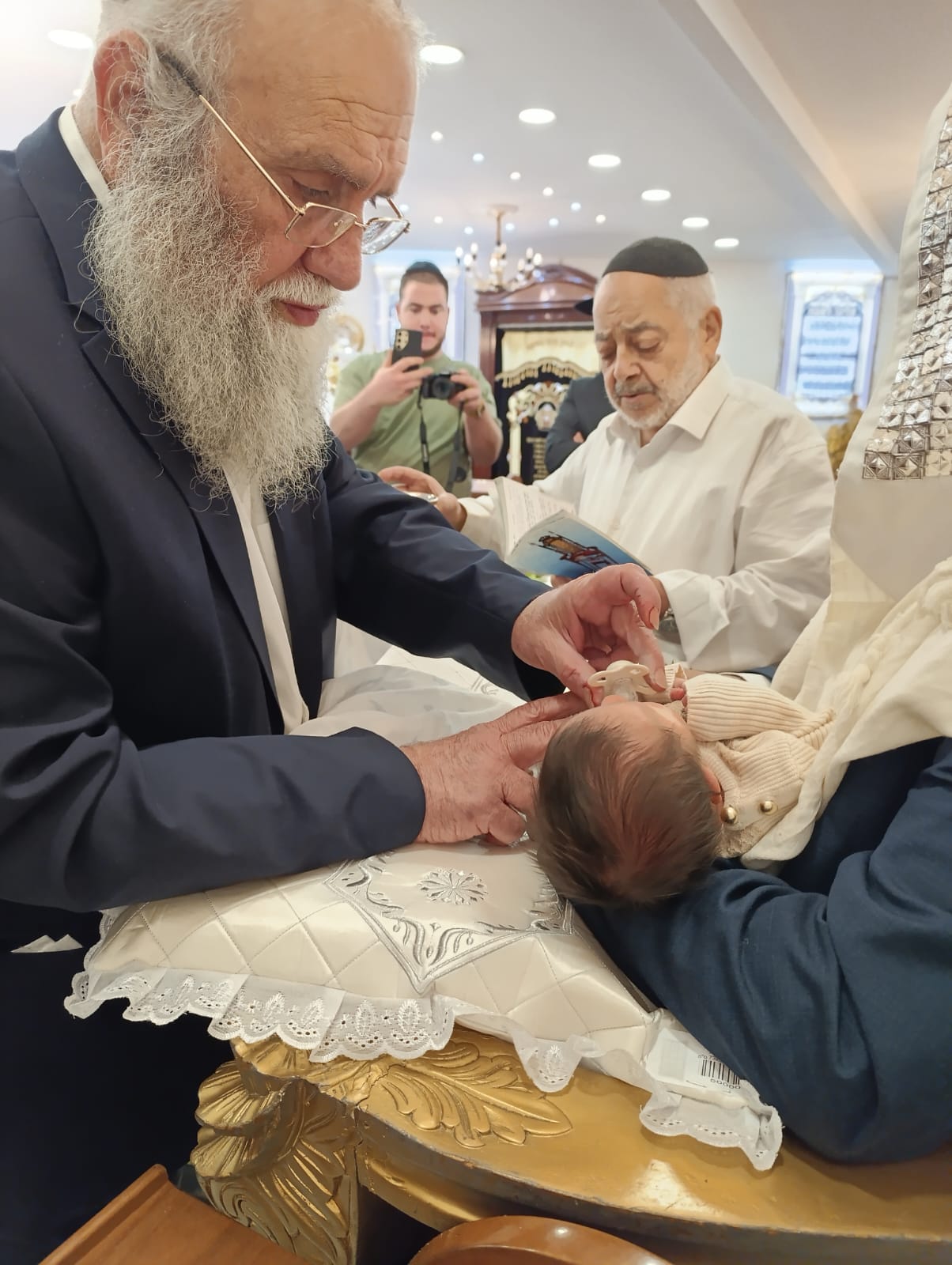 "ויקרא שמו בישראל: מאיר נסים" | תינוק ראשון על שם ראש הישיבה זצ"ל