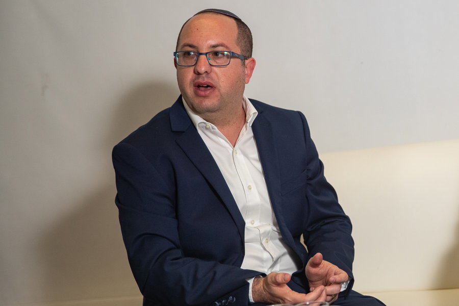 צביקה קליין