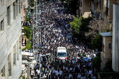 רבבות ליוו את ראש הישיבה הגאון רבי מאיר מאזוז זצוק"ל למנוחת עולמים | שידור חוזר
