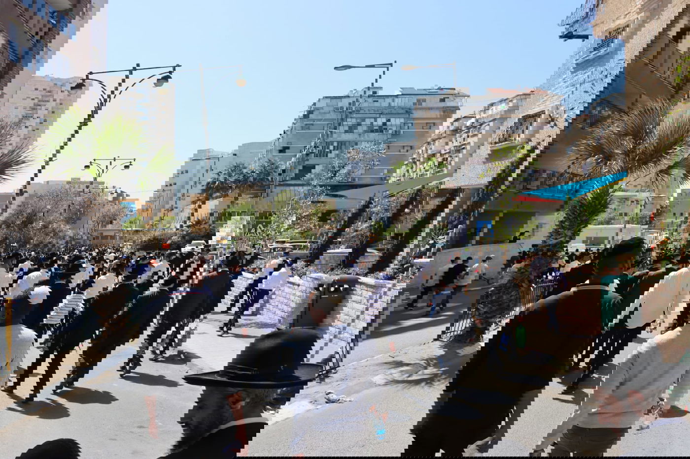 מסע הלוויית הגאון רבי מאיר מאזוז זצ"ל 