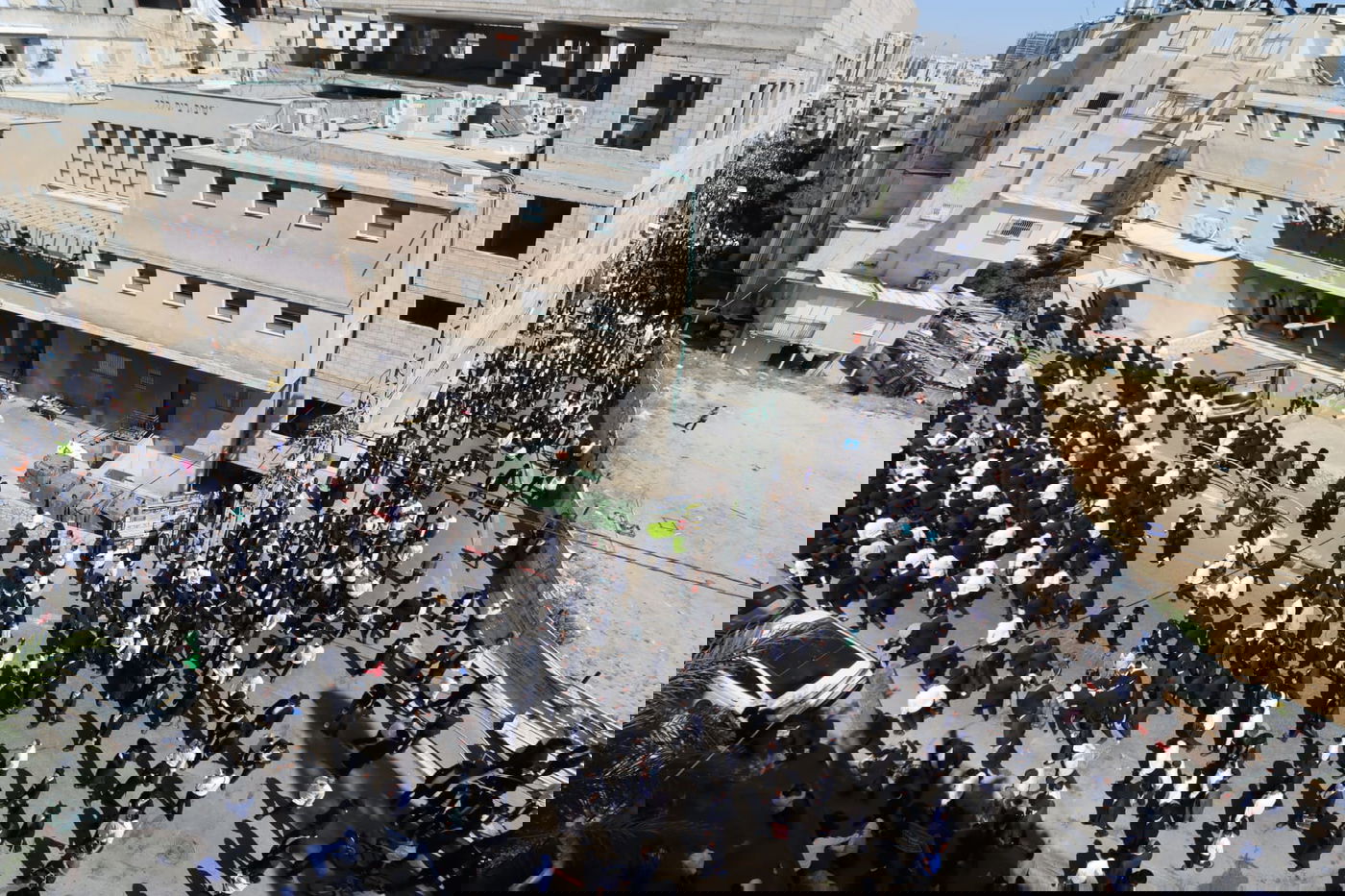 מסע הלוויית הגאון רבי מאיר מאזוז זצ"ל 