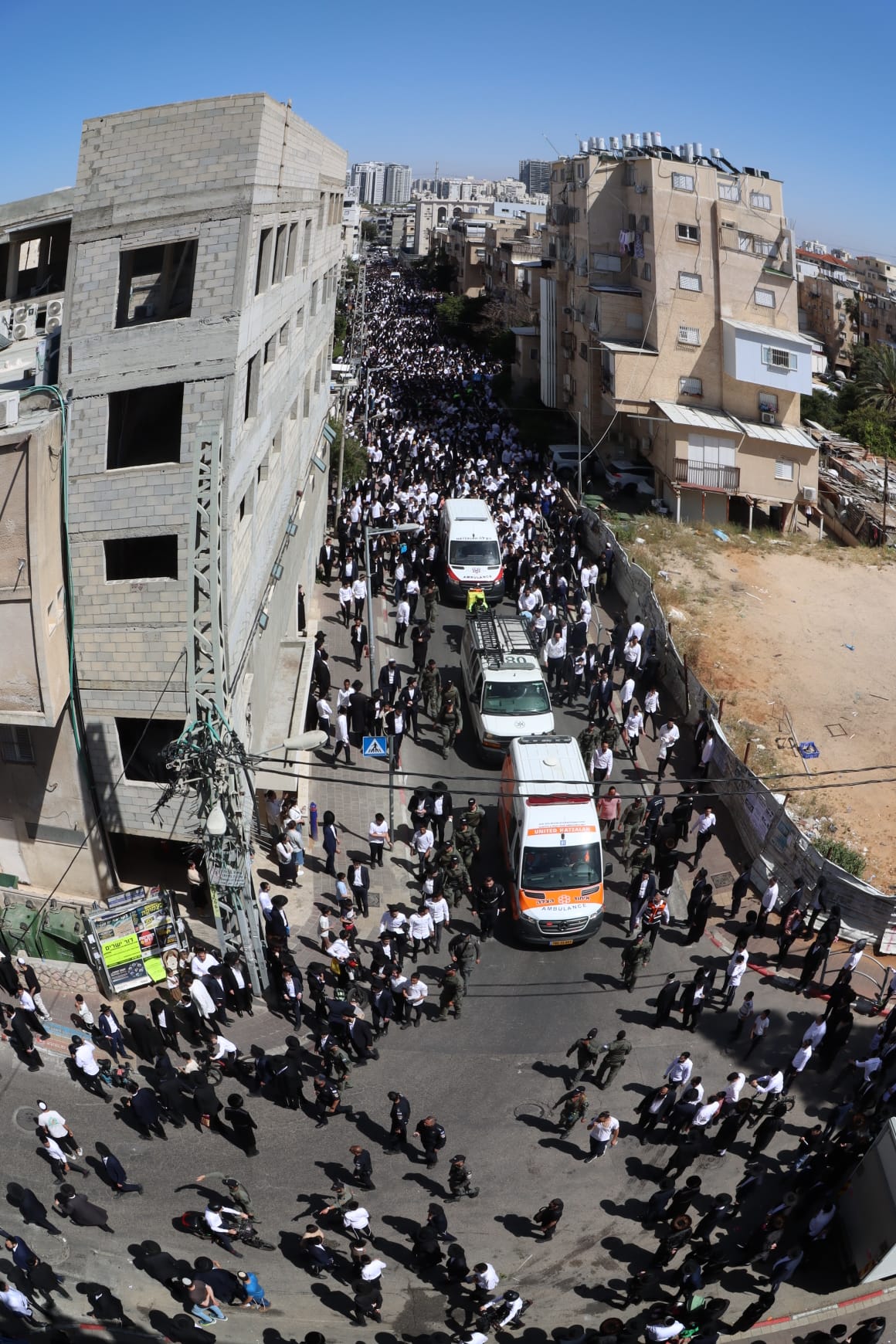 מסע הלוויית הגאון רבי מאיר מאזוז זצ"ל 