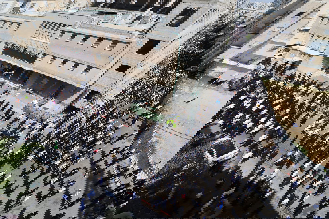 מסע הלוויית הגאון רבי מאיר מאזוז זצ"ל 