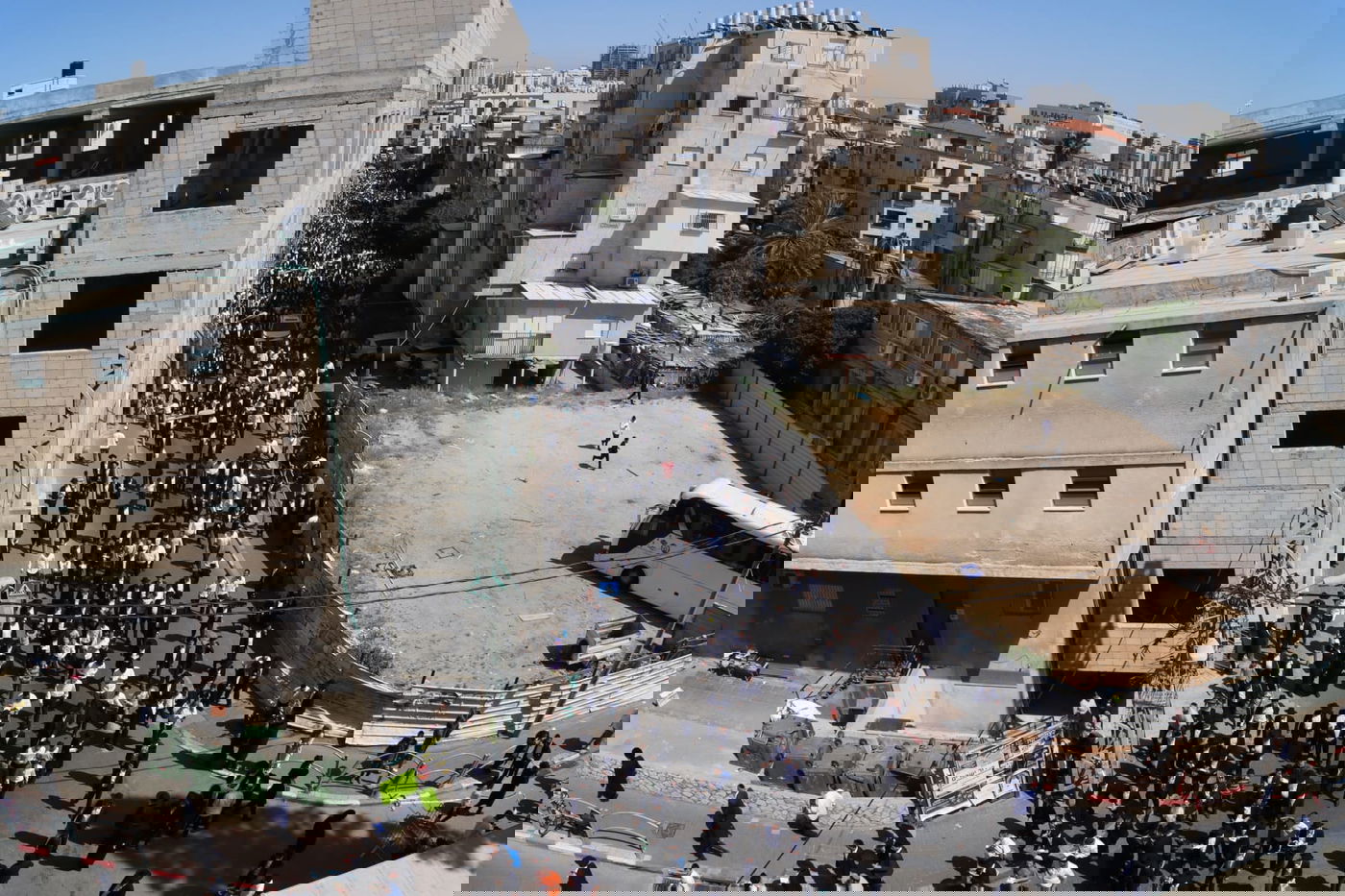 מסע הלוויית הגאון רבי מאיר מאזוז זצ"ל 