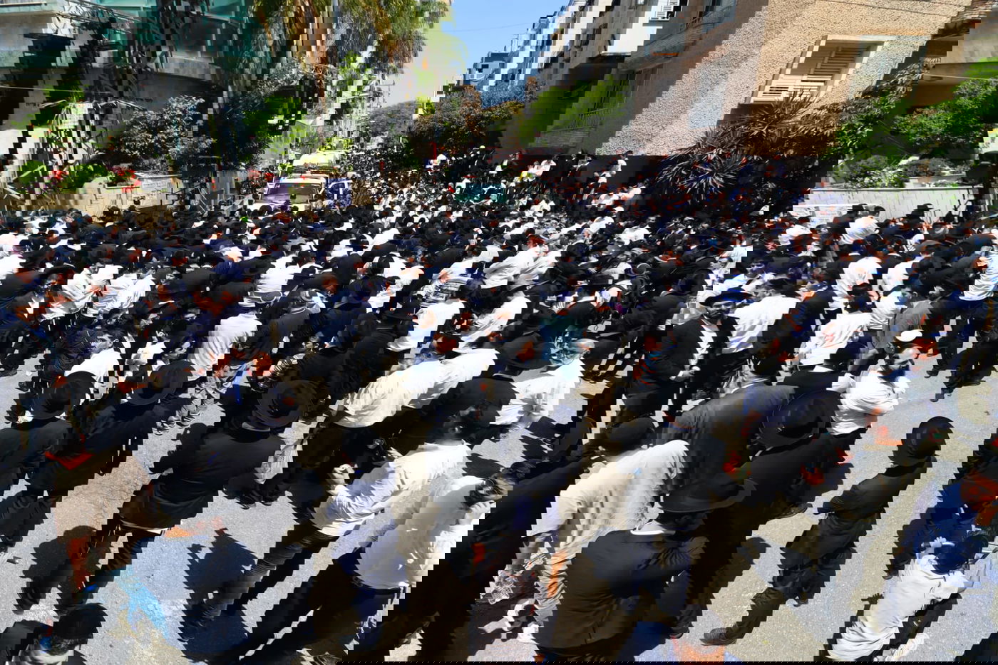 מסע הלוויית הגאון רבי מאיר מאזוז זצ"ל 