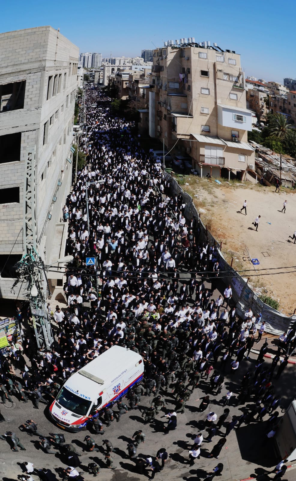מסע הלוויית הגאון רבי מאיר מאזוז זצ"ל 