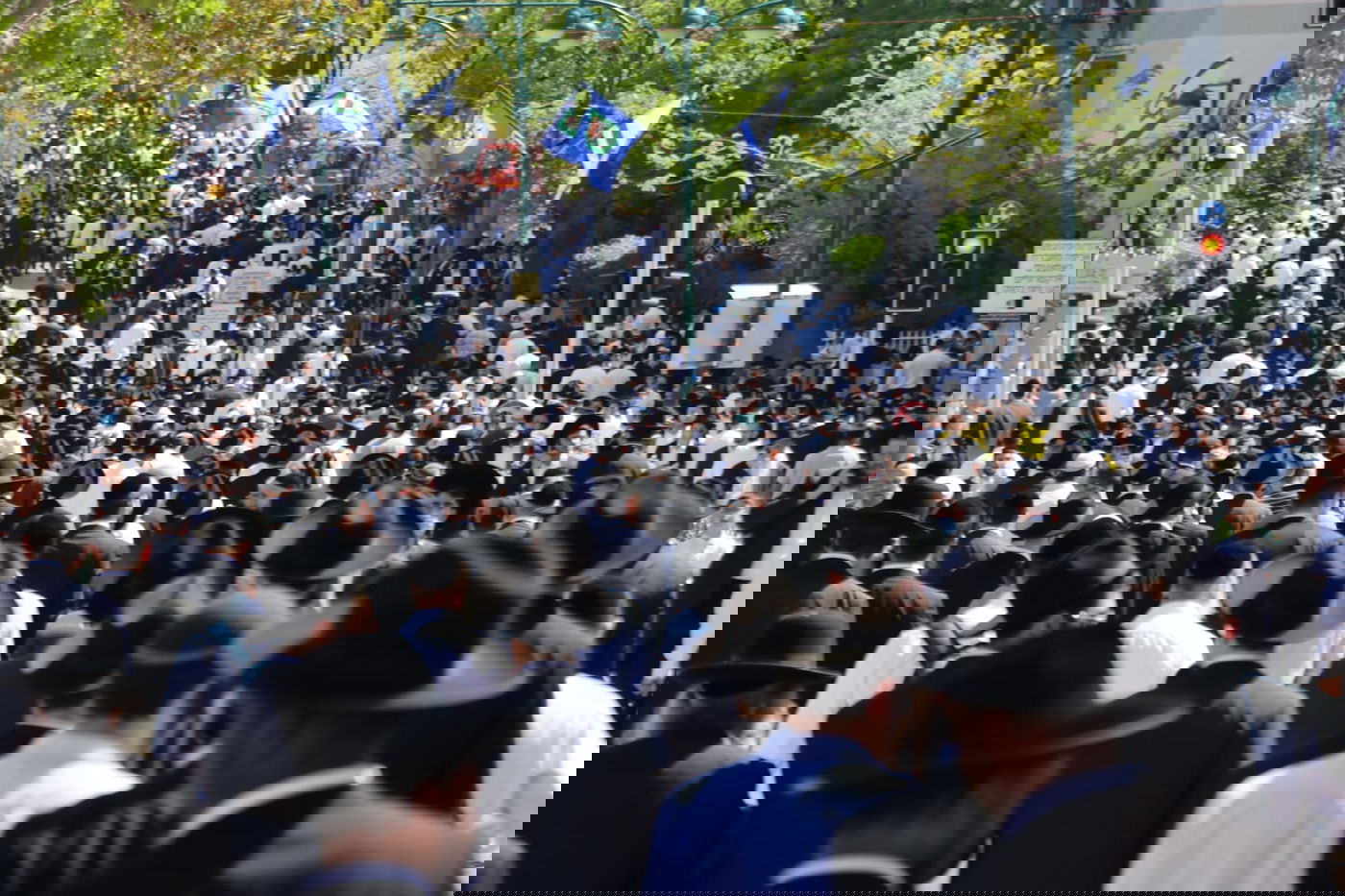 מסע הלוויית הגאון רבי מאיר מאזוז זצ"ל 