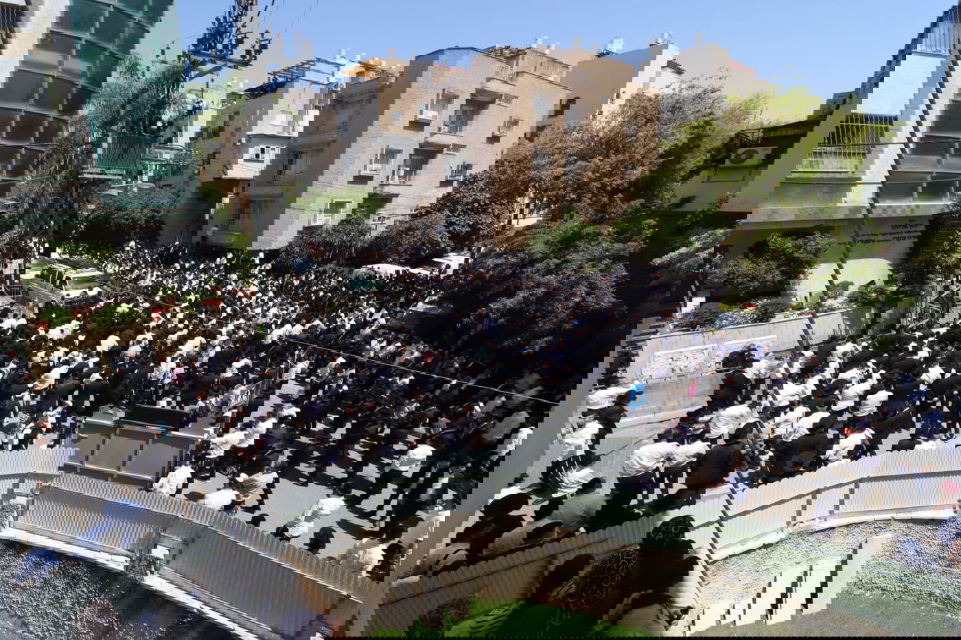 מסע הלוויית הגאון רבי מאיר מאזוז זצ"ל 