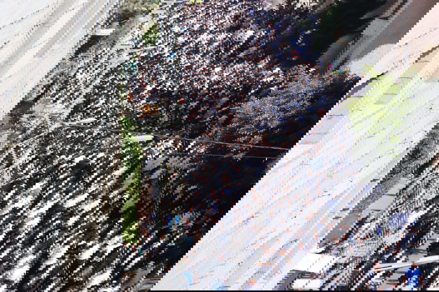 מסע הלוויית הגאון רבי מאיר מאזוז זצ"ל 