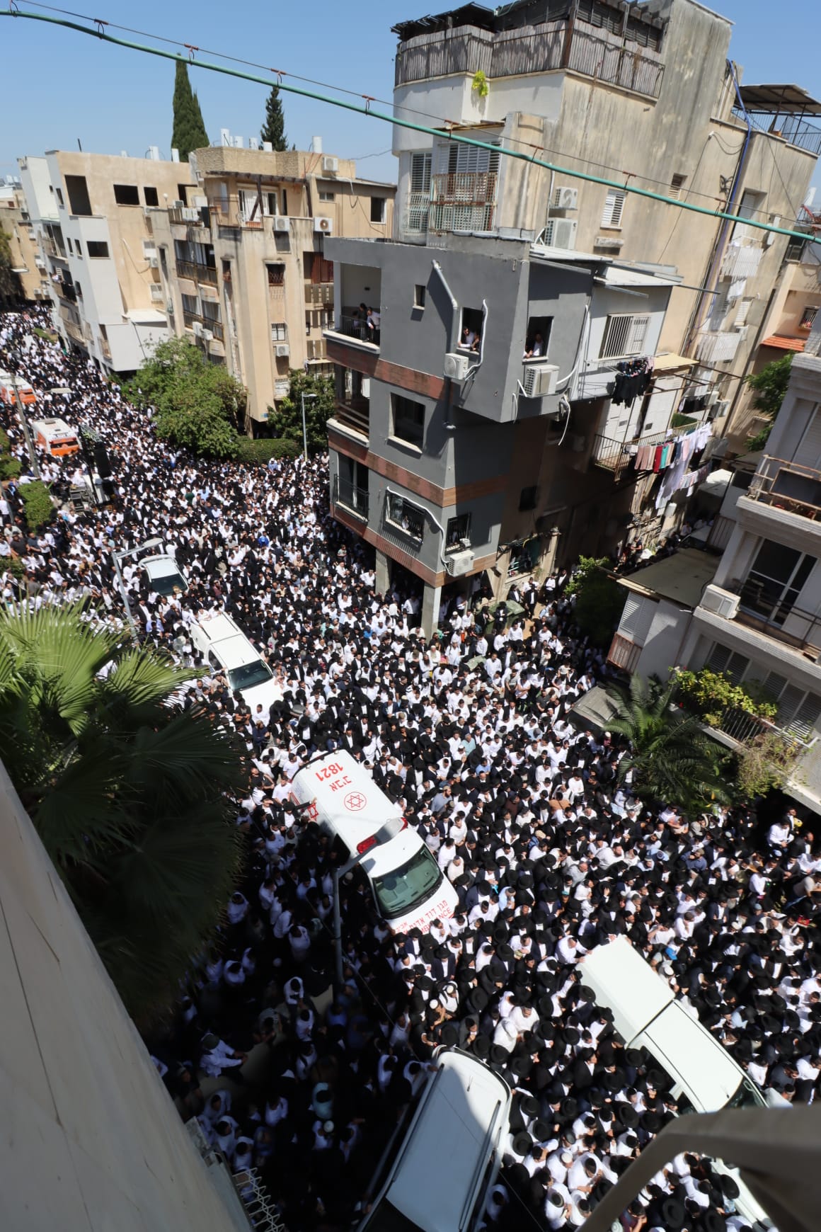 מסע הלוויית הגאון רבי מאיר מאזוז זצ"ל 