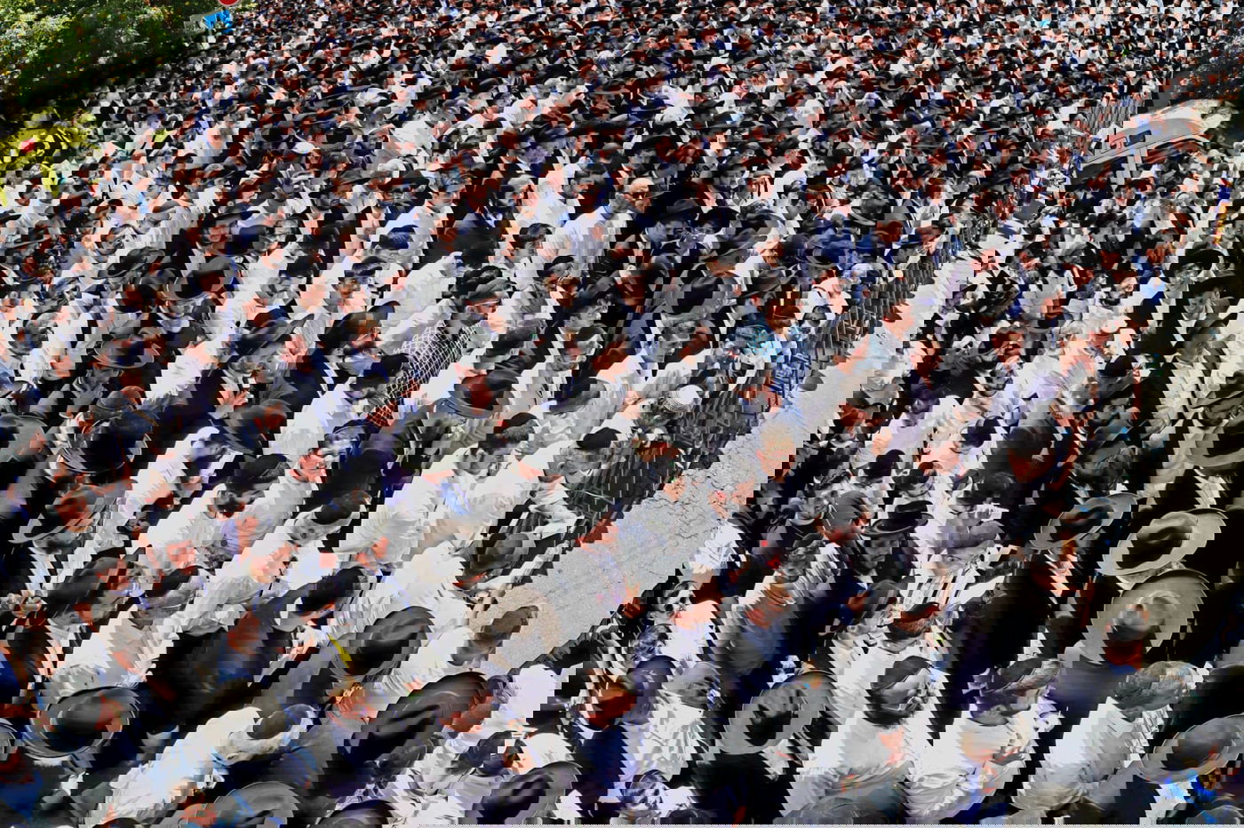 מסע הלוויית הגאון רבי מאיר מאזוז זצ"ל 