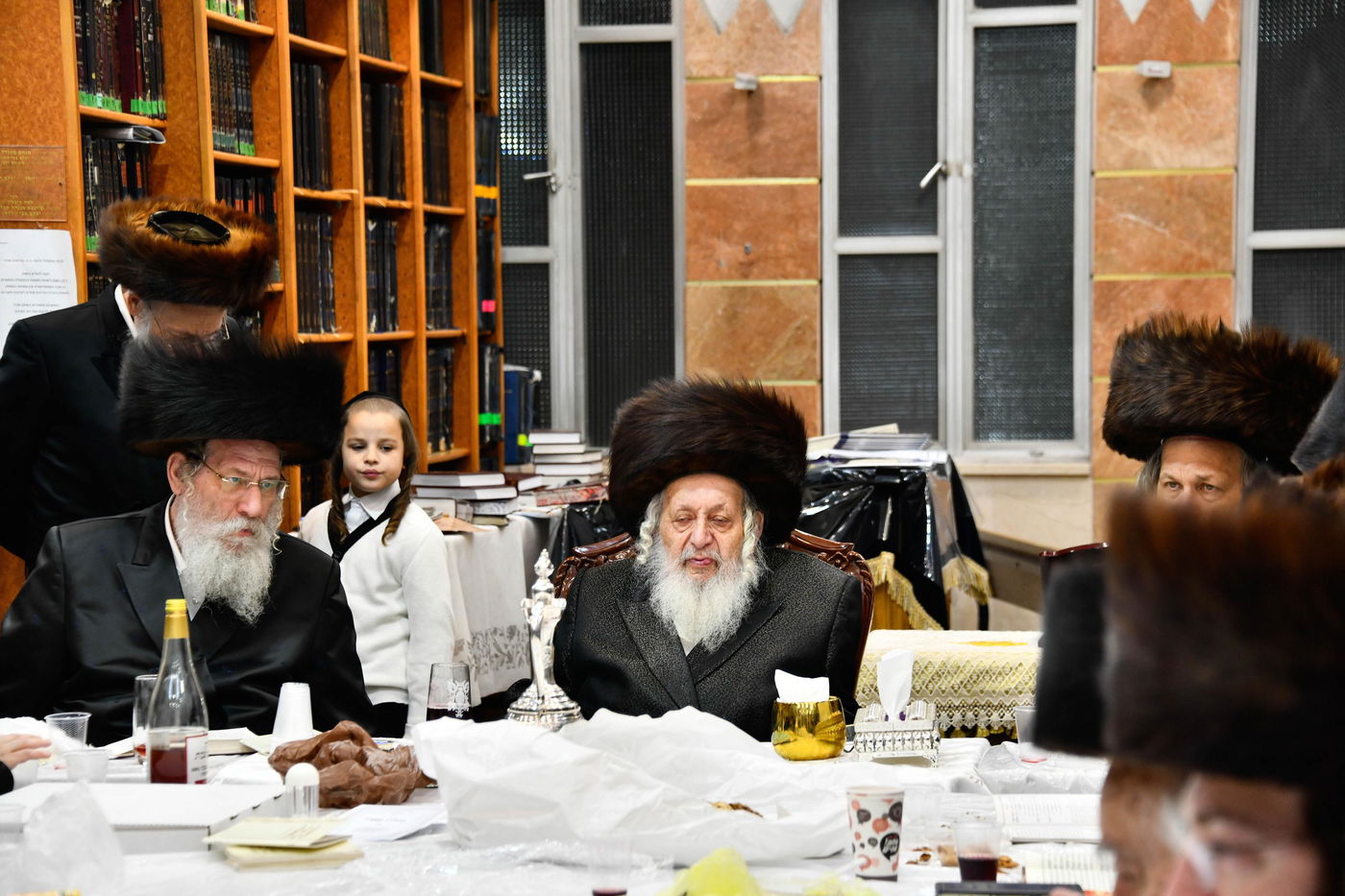 האדמו"ר מנאראל בנעילת החג של פסח