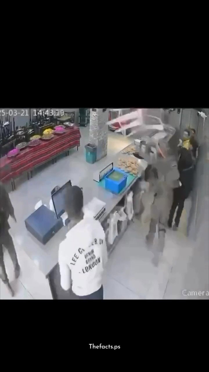 פעילות החיילים במסעדה בטול כרם כנגד העובדים