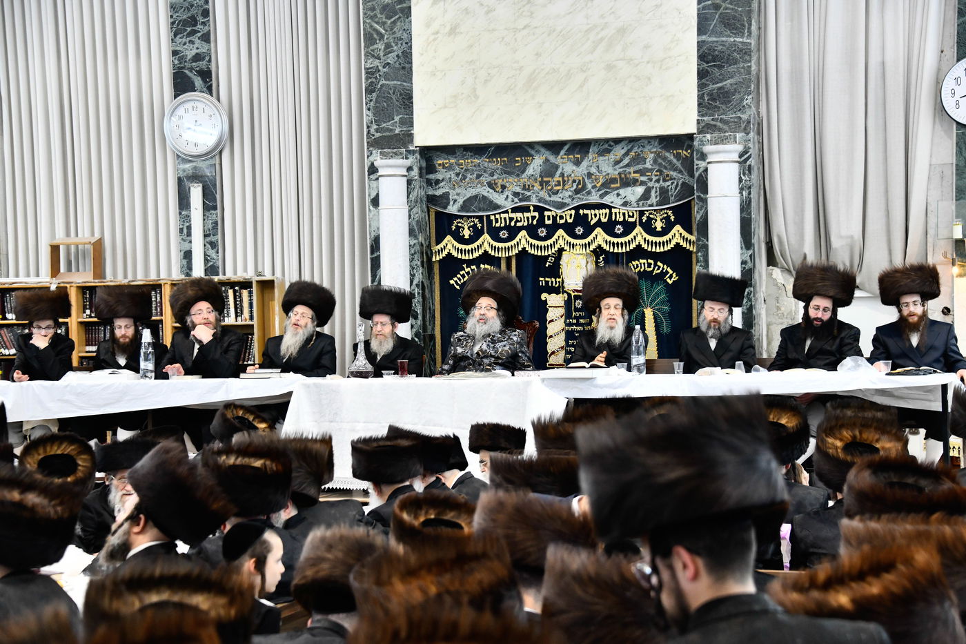 הגה"צ ראש ישיבת סאטמר בטיש נעילת החג פסח