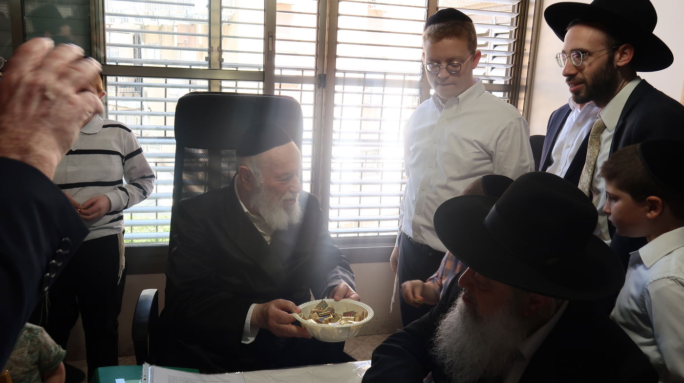 הקבלת פני רבו אצל הגר"י זילברשטיין