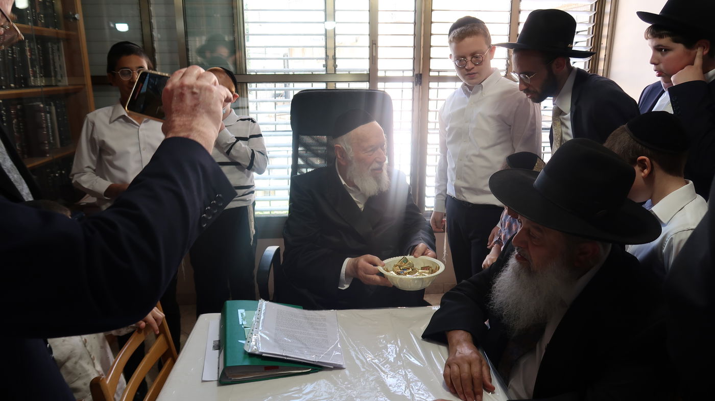 הקבלת פני רבו אצל הגר"י זילברשטיין