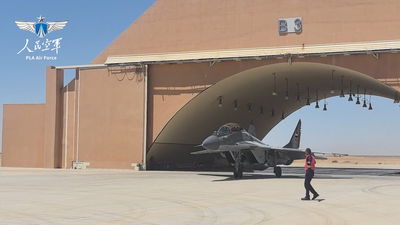 בסמוך לגבולות ישראל: צבאות סין ומצרים פתחו בתרגיל אווירי משותף | תיעוד נרחב 