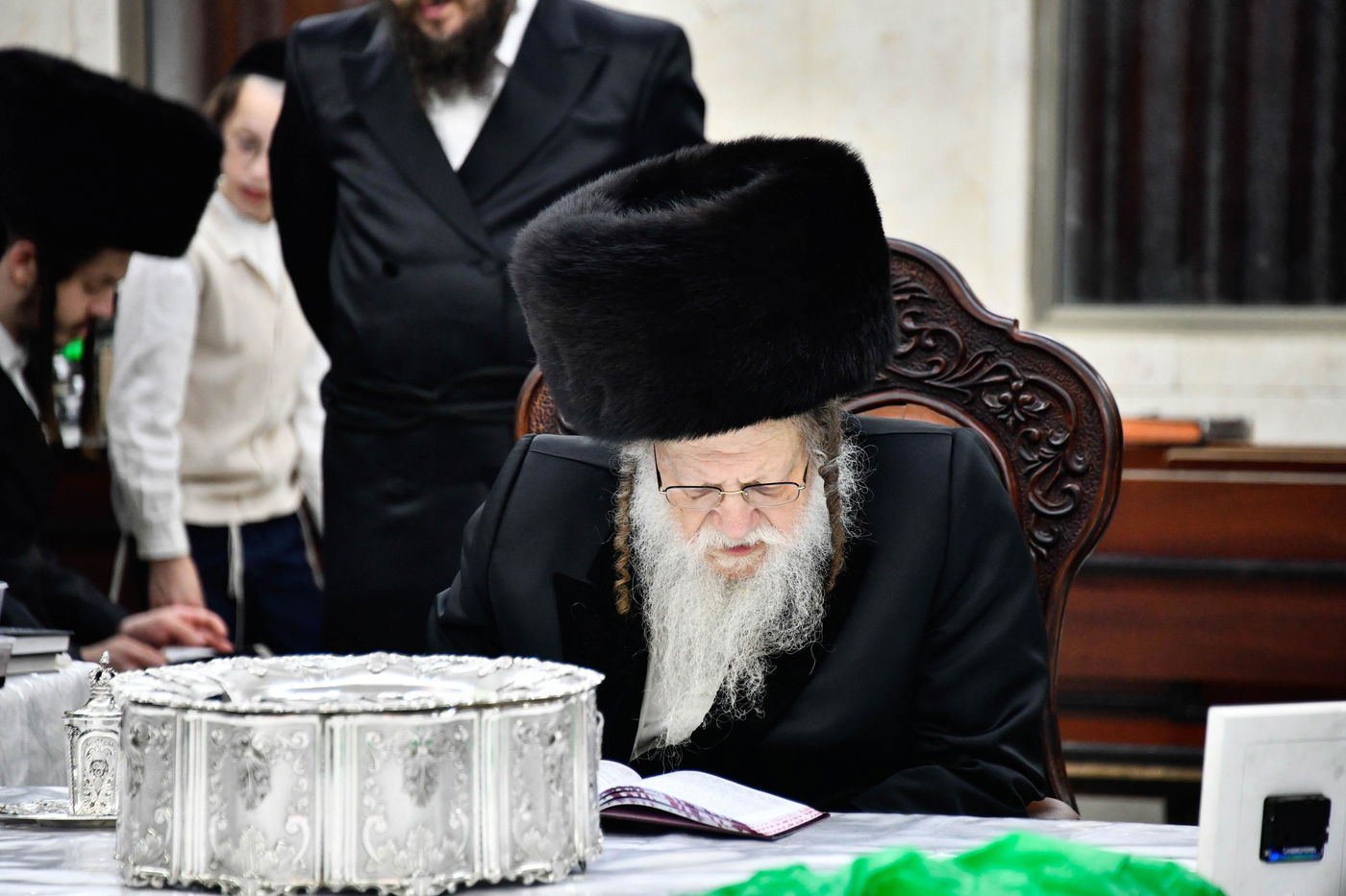 האדמו"ר ממודז'יץ בנעילת החג