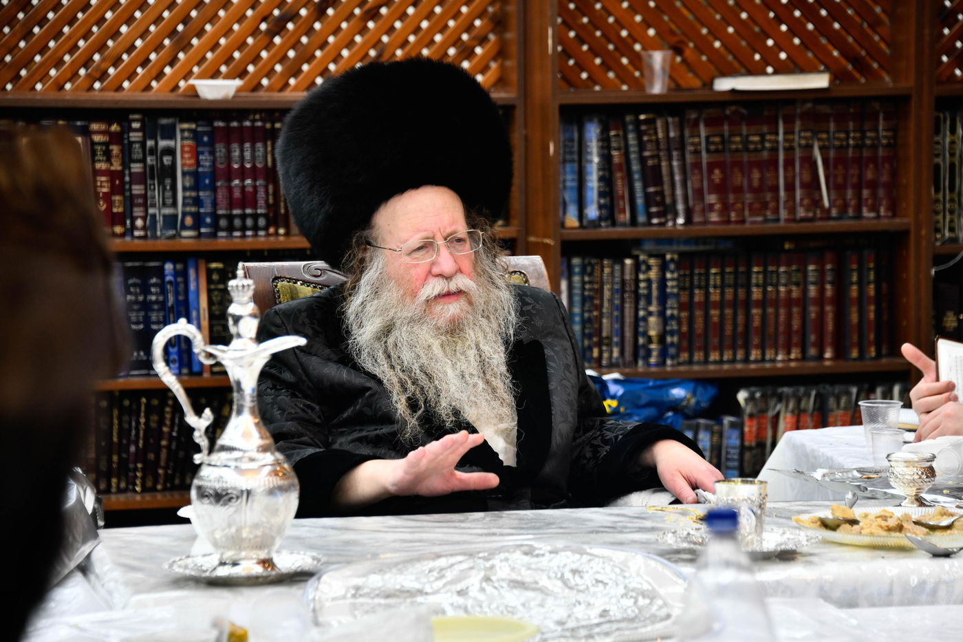 האדמו"ר מקוזמיר בנעילת החג