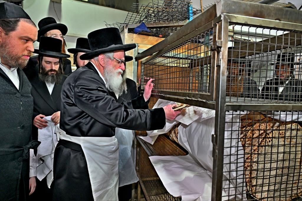 פסח בחצה"ק ויזניץ