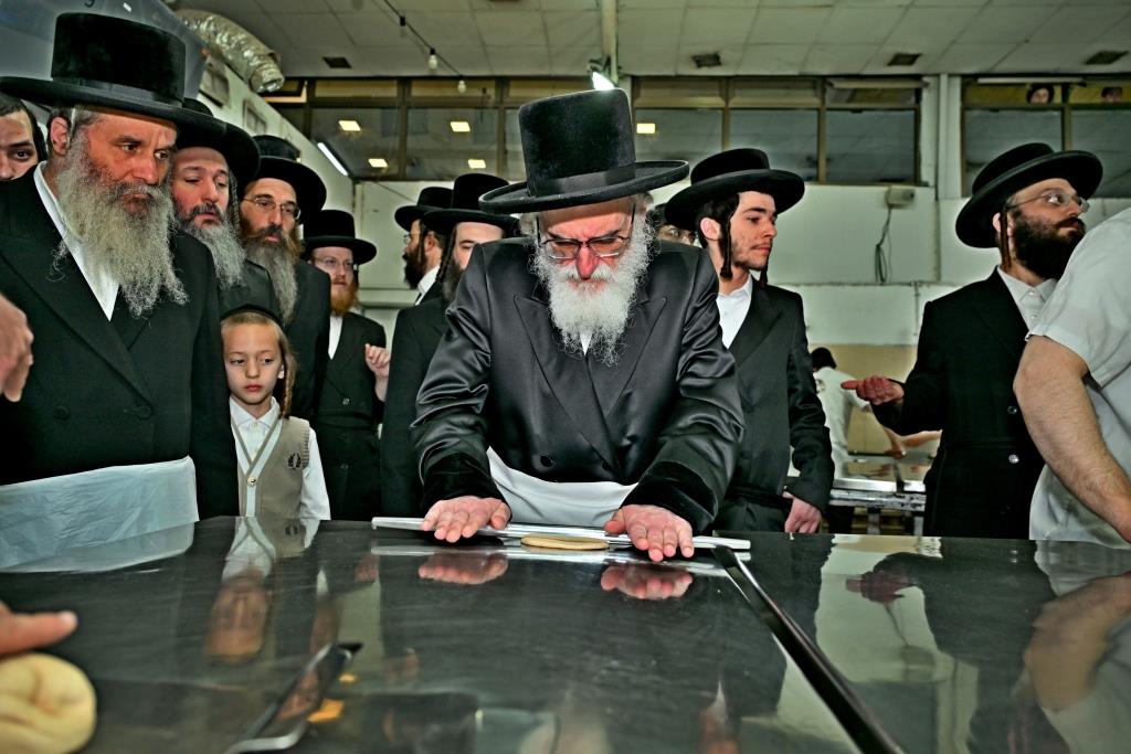 פסח בחצה"ק ויזניץ