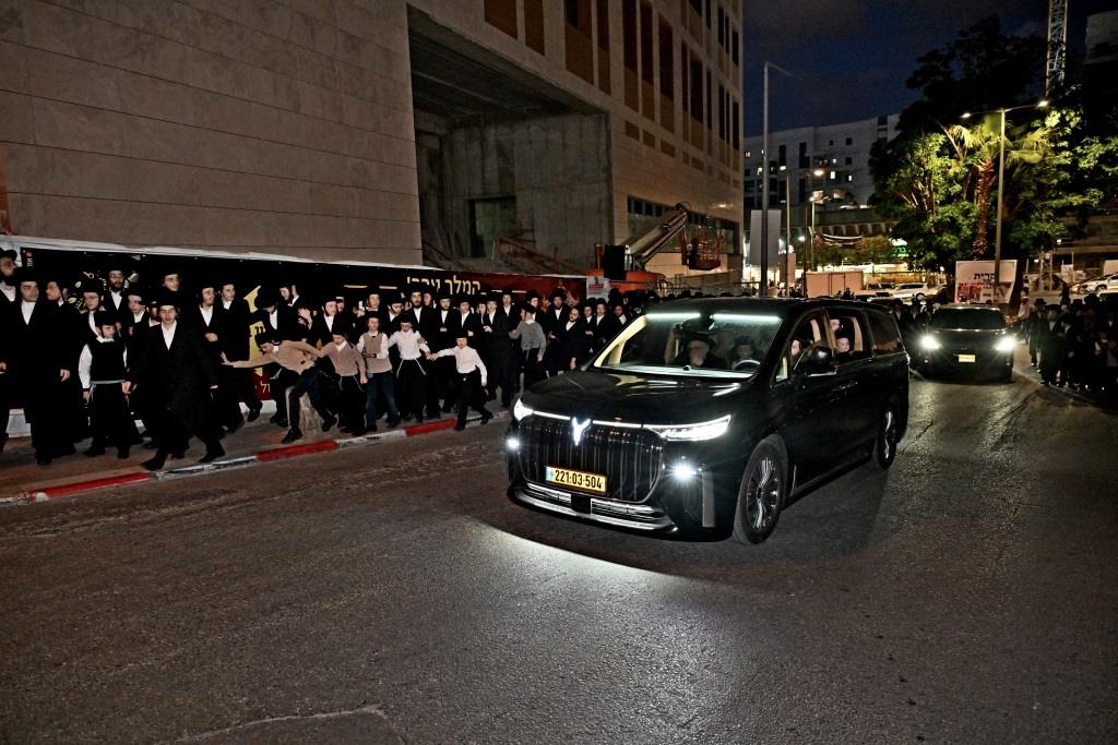 פסח בחצה"ק ויזניץ