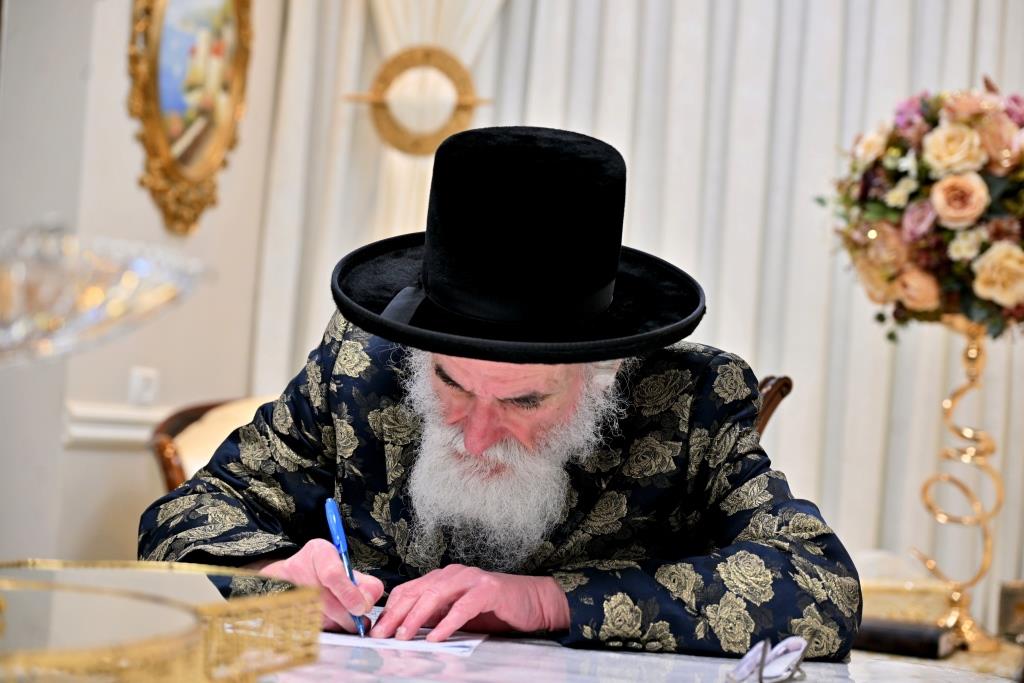 פסח בחצה"ק ויזניץ