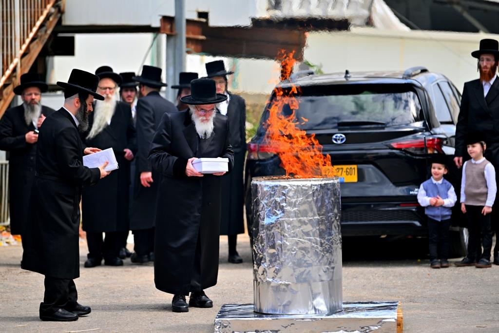 פסח בחצה"ק ויזניץ