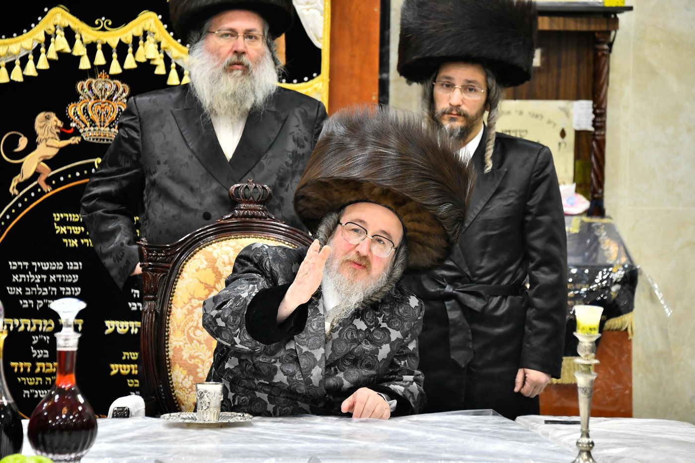 האדמו"ר מביאלה ב"ב בטיש חוה"מ פסח