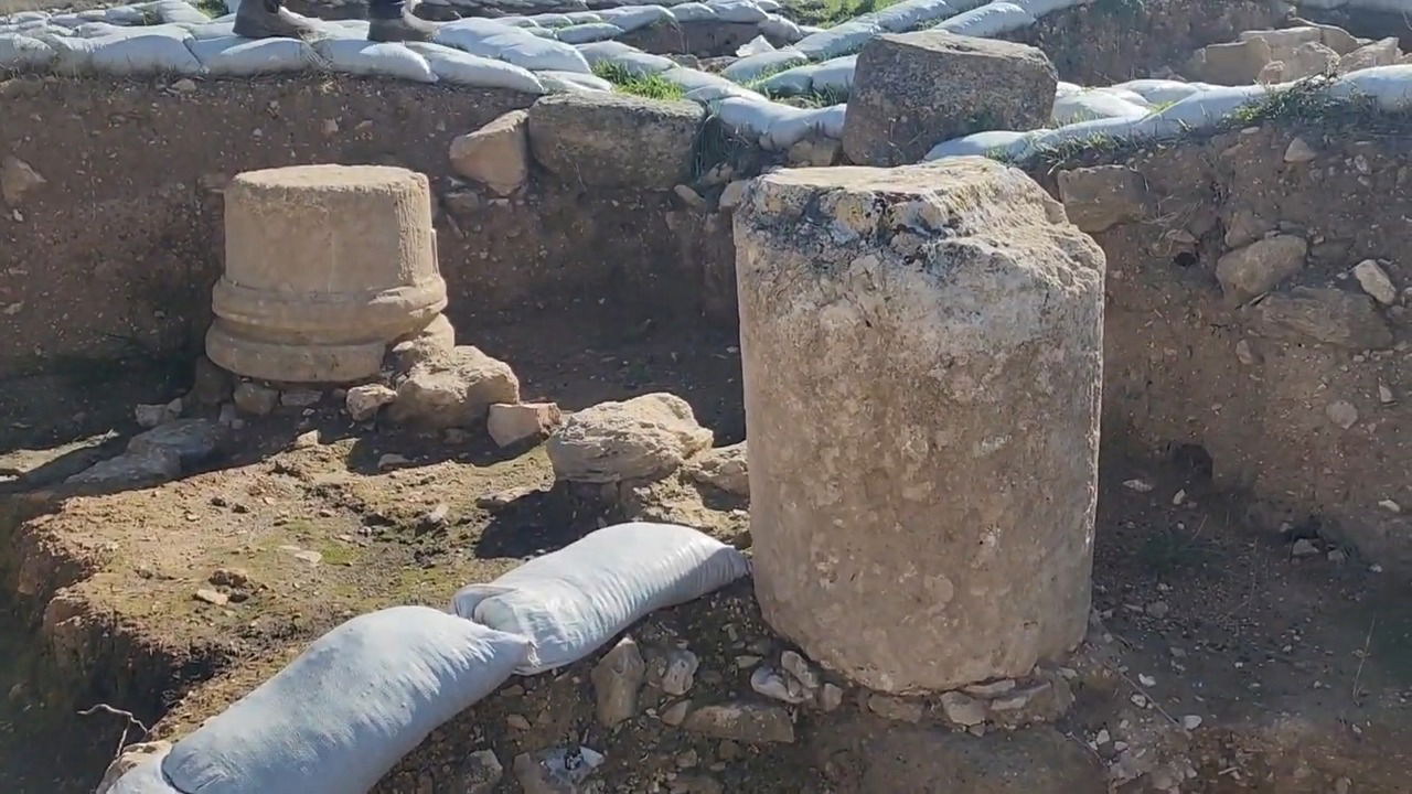 גילוי מפתיע: לא תאמינו איפה נמצא קבר יהושע בן נון - 15 דקות ממודיעין עילית 