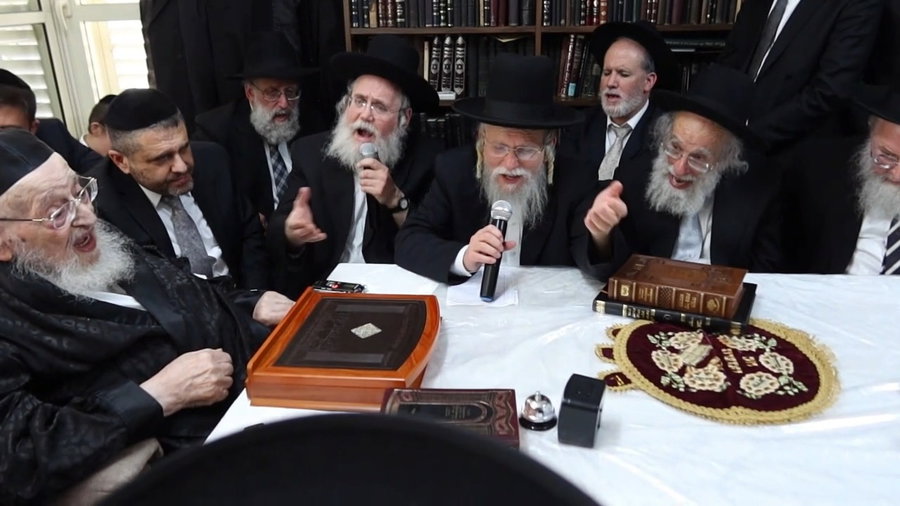 חג הפסח אצל הגרמ"צ ברגמן