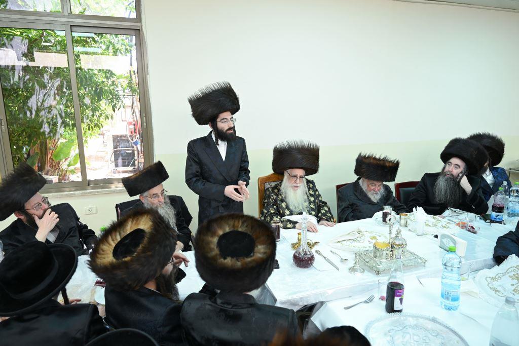 שמחת הברית לנין האדמו"ר מצאנז