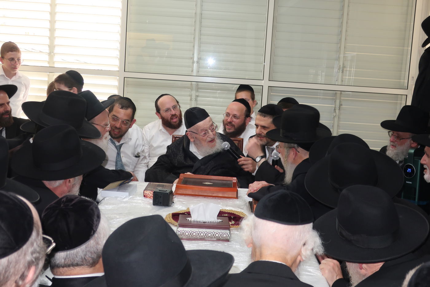 חג הפסח אצל הגרמ"צ ברגמן