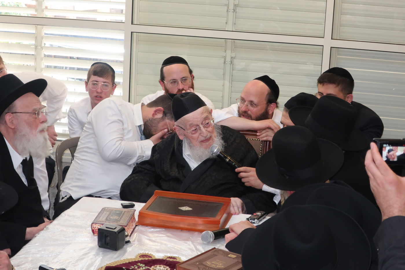 חג הפסח אצל הגרמ"צ ברגמן