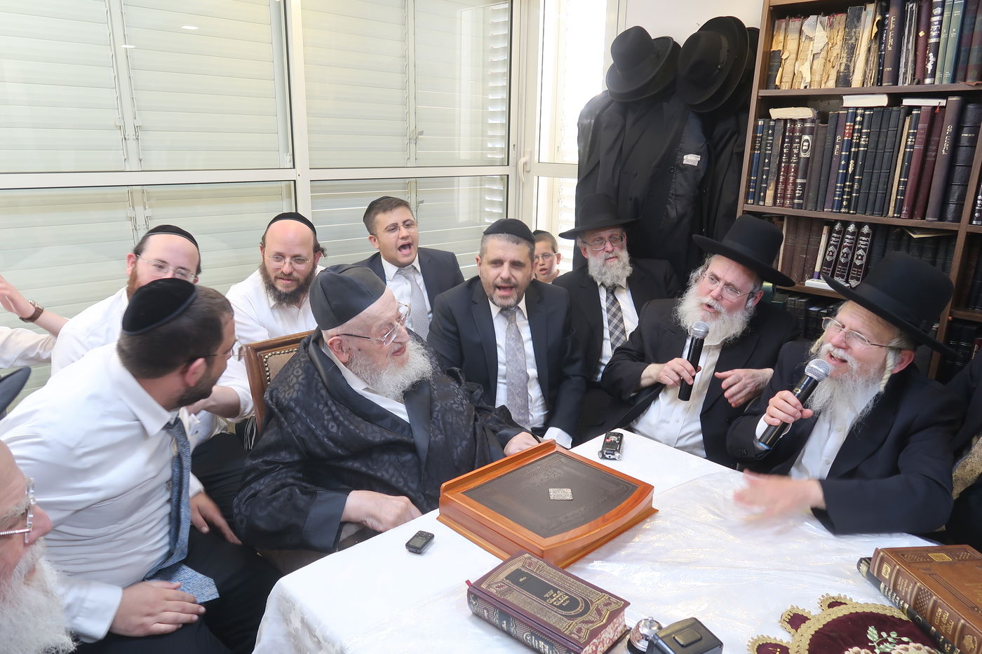 חג הפסח אצל הגרמ"צ ברגמן