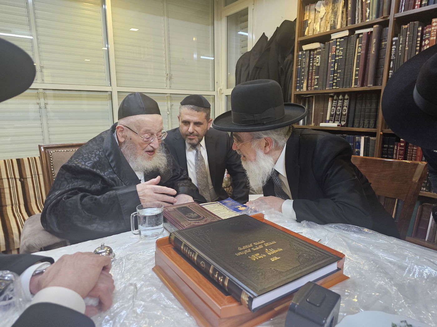 חג הפסח אצל הגרמ"צ ברגמן