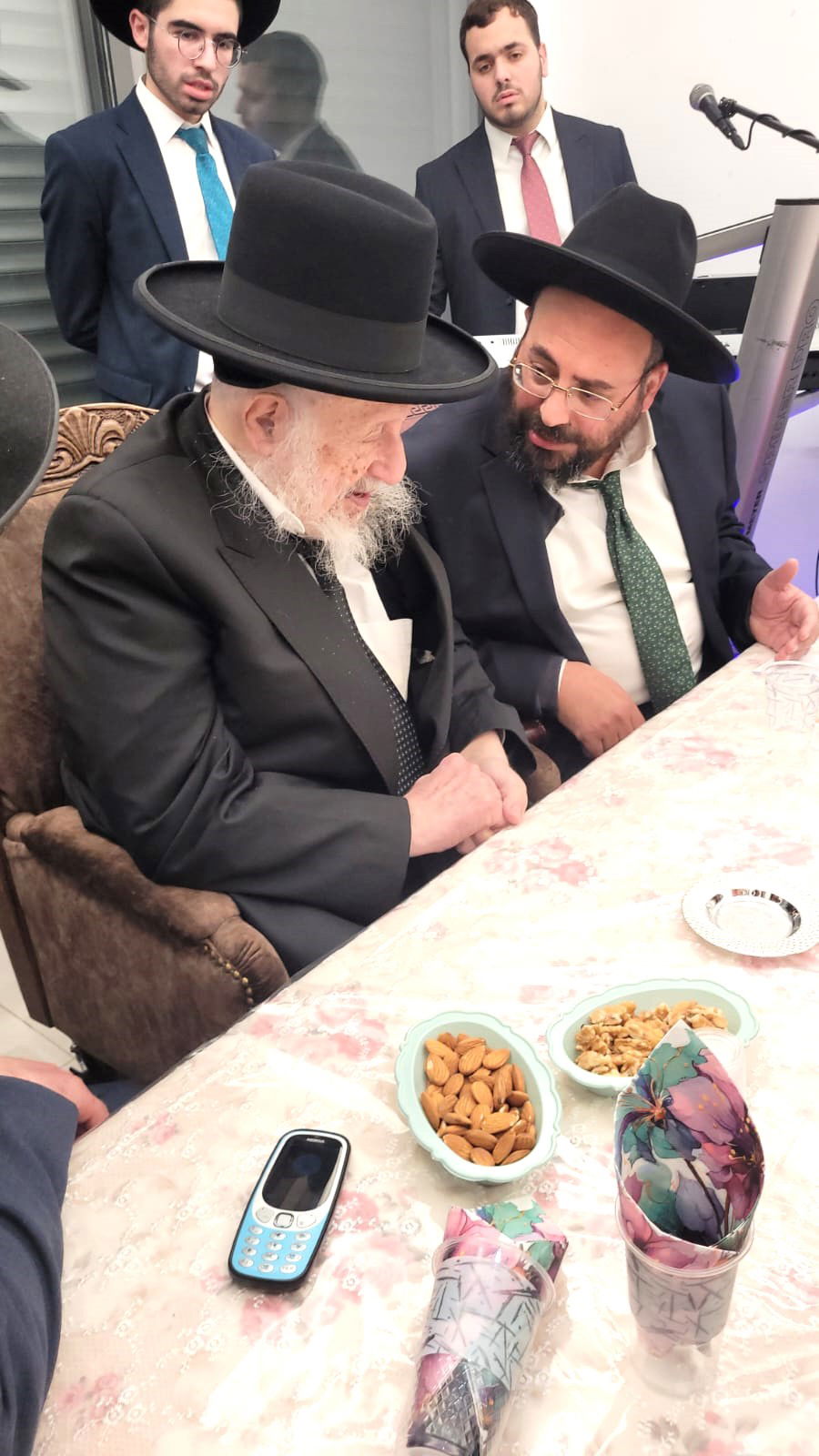 העלייה למעונו של ראש הישיבה הגרב"ד פוברסקי